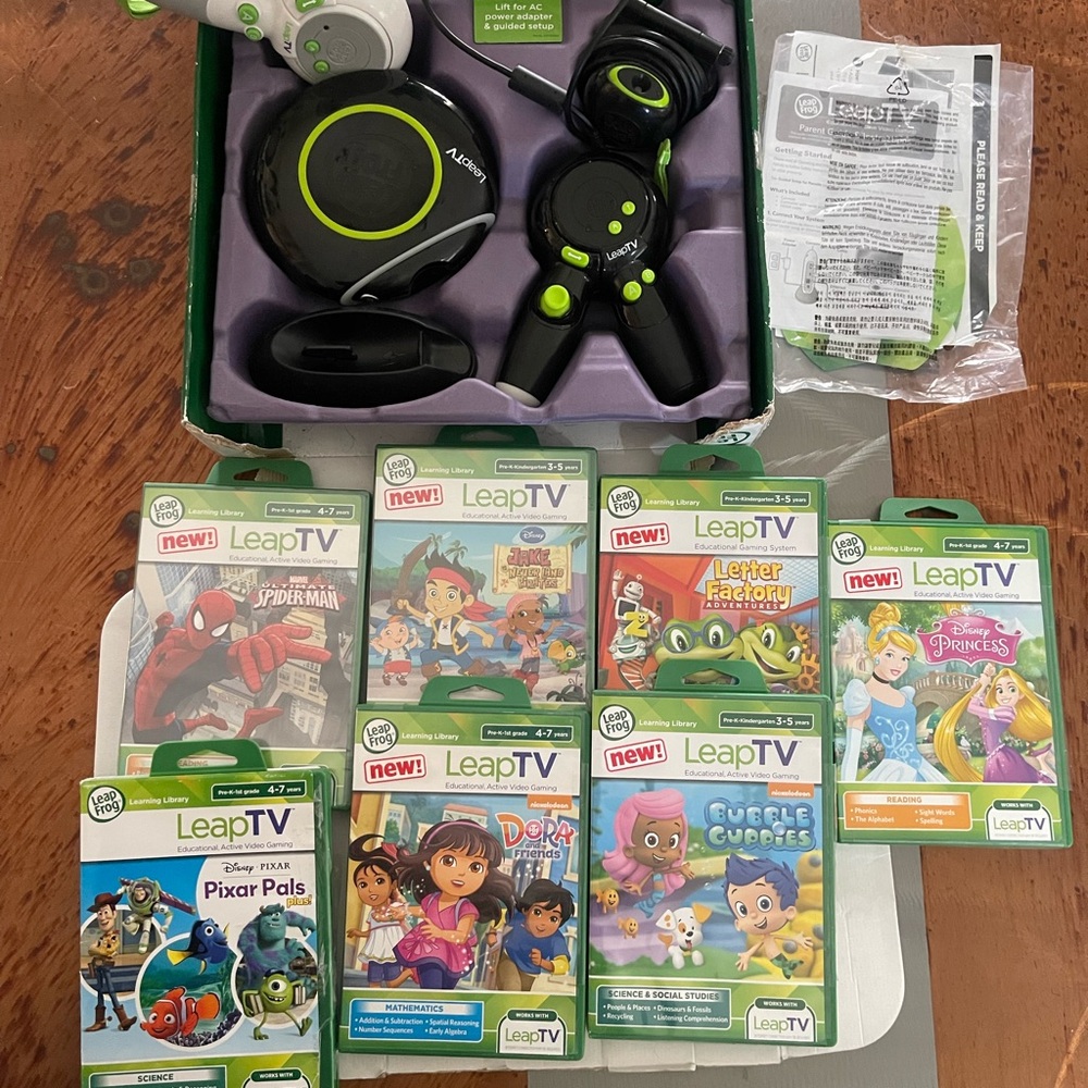 LeapTV Educational Gaming System - Black and Green